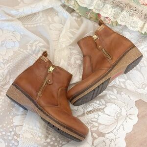 PIKOLINOS Brown Leather Ankle Booties with Gold Zipper